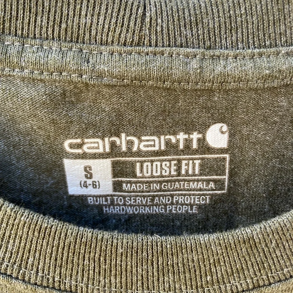 Women's Carhartt T-Shirt Green Spell-Out Cursive S Crew Cotton Pocket Cursive - Picture 2 of 12